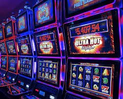 Baccarat and roulette live dealer tables available on eevip88 for Filipino players